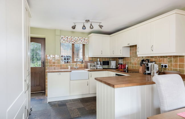 Tom Callows Gorgeous Cottage Oxfordshire - Foto 4