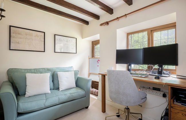 Tom Callows Gorgeous Cottage Oxfordshire - Foto 5