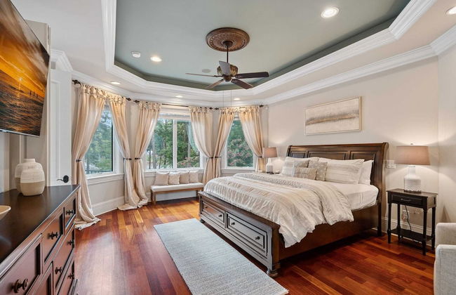Livin' Large Lake Norman Estate w/ Pool, Dock, Game Room & Scenic Views - Foto 51