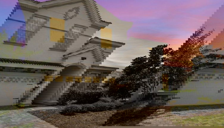 Foto 1 - 9 Bed Pool, Spa, Movie Room & Game Room! 9 Bedroom Home by RedAwning