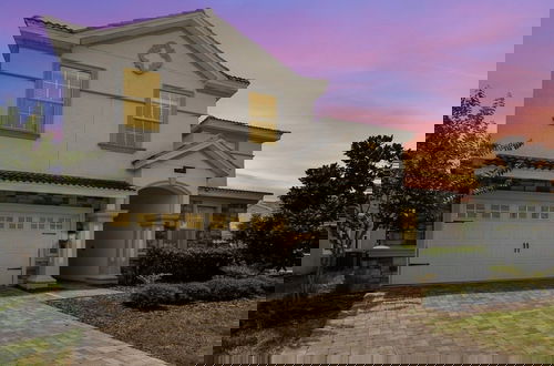 Foto 1 - 9 Bed Pool, Spa, Movie Room & Game Room! 9 Bedroom Home by RedAwning