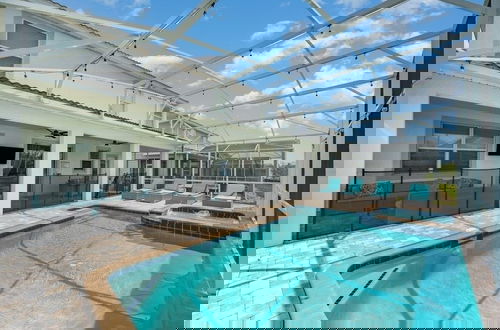 Foto 28 - 9 Bed Pool, Spa, Movie Room & Game Room! 9 Bedroom Home by RedAwning