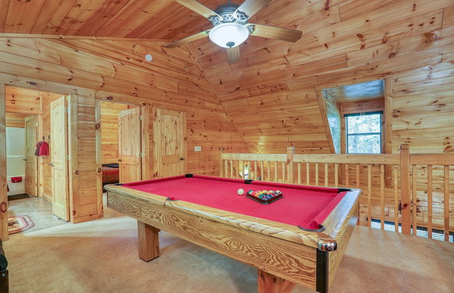 Elk Run On Cosby Creek - 2 Bedrooms, 2 Baths, Sleeps 7 Cabin by RedAwning - Foto 19
