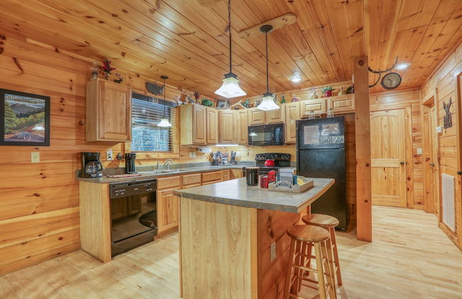 Elk Run On Cosby Creek - 2 Bedrooms, 2 Baths, Sleeps 7 Cabin by RedAwning - Foto 5