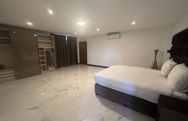 Empire Villa Paramaribo Noord 1 - Photo 1