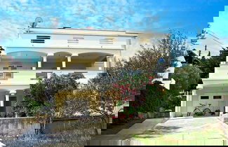 Foto 1 - Sea View Apartment Serene, Sleeps 7