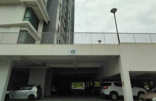 191 Cozy CasaKayangan 3BR by Grab A Stay - Photo 19