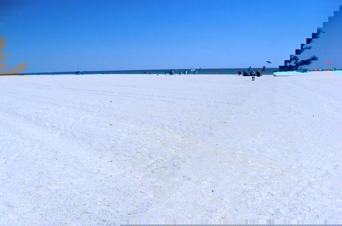 Foto 45 - Anna Maria Island Bridge Port Beach Resort