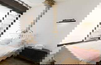 Foto 2 - Vintage 3BR with Balcony by FeelHome