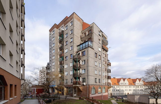 Grey Apartment in Katowice by Renters - Foto 39