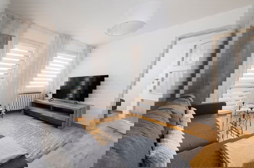 Photo 19 - Grey Apartment in Katowice by Renters
