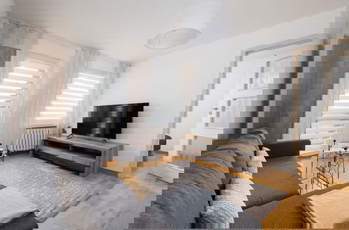 Photo 21 - Grey Apartment in Katowice by Renters
