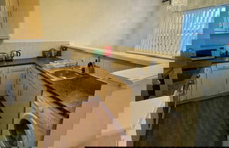 Foto 3 - Apt Sleeps5-parkg-netflix-near City Centre/etihad