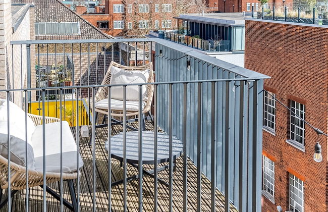 Modern Bermondsey Apartment - Photo 6