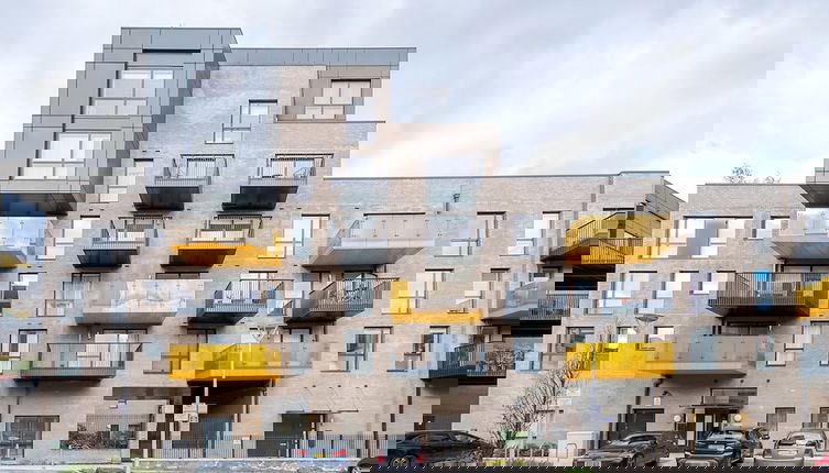 Photo 1 - Modern Bermondsey Apartment