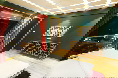 Photo 5 - Vegas Villa by Shiloh Stays