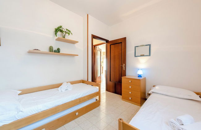 Peaceful Apartment In Deiva Marina - Foto 2