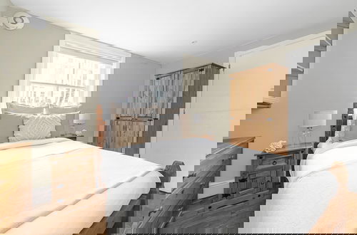 Foto 3 - The Oval Studios