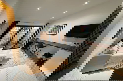 Foto 17 - London Studios and Suites