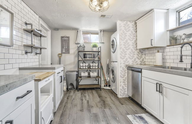 5BD Dog Friendly Family Getaway Near Downtown! - Foto 18
