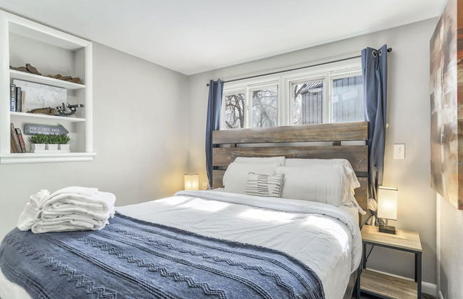 5BD Dog Friendly Family Getaway Near Downtown! - Foto 6