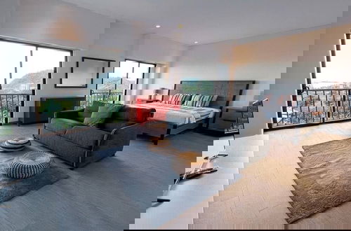 Photo 12 - Elegant Oceanview Penthouse - Steps from Jaco Beach & Nightlife