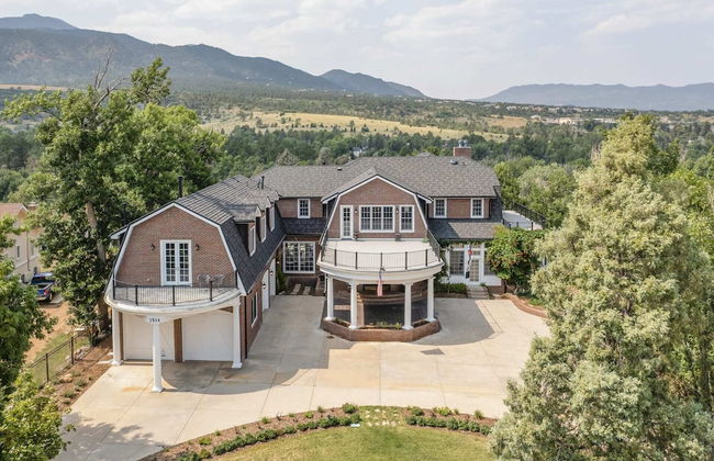 Broadmoor Luxury Mansion 5 Star Experience Theater Cheyenne Mountain Views - Foto 1
