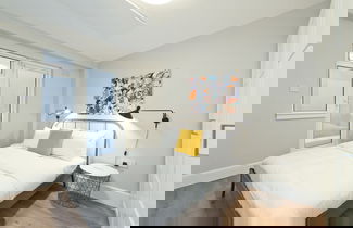 Photo 2 - Temple Bar Crowne Square Apartments