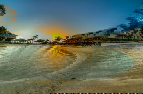 Foto 21 - 2BR 3BA Condo on Eagle Beach w Amazing Amenities