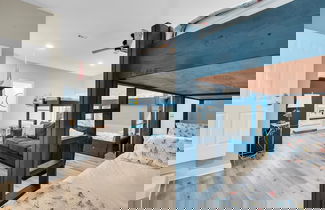 Photo 2 - Seas the Day