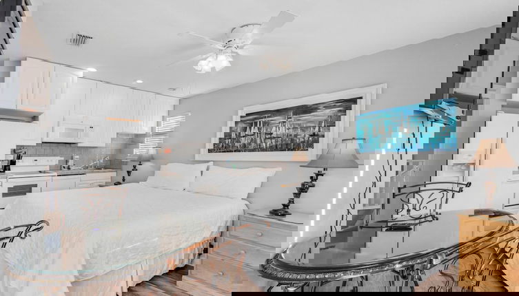Foto 1 - Beach House of Stress Relief