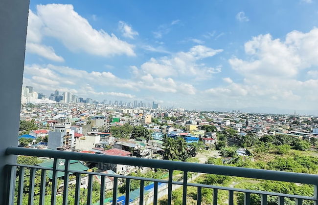 Taguig 1 Bedroom with Balcony Near Bgc - Photo 11