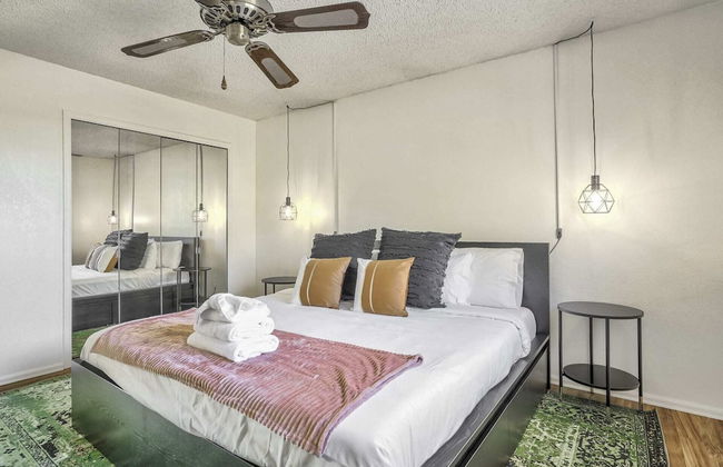 4BR Central Location & Near Parks! - Foto 5