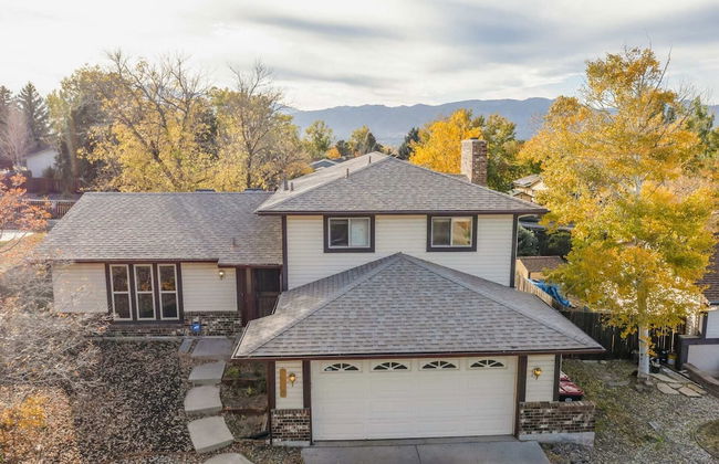 4BR Central Location & Near Parks! - Foto 48