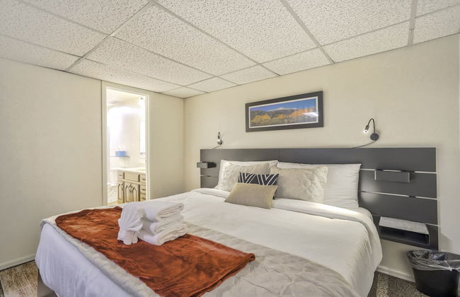 4BR Central Location & Near Parks! - Foto 2