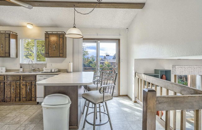 4BR Central Location & Near Parks! - Foto 17