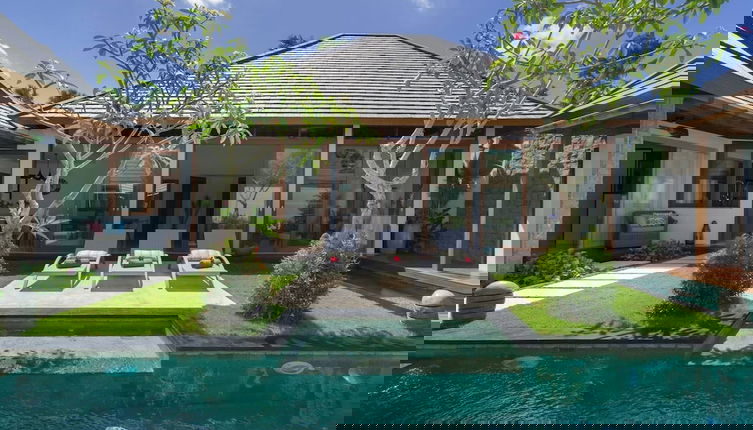 Photo 1 - Elegant and Tranquil 4 Br Pool Villa