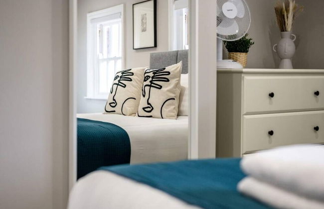 Host Apartments Picasso s Place III - Photo 4