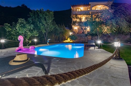 Foto 14 - Villa Marco Polo With Swimming Pool