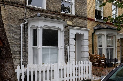 Foto 52 - Vibrant 1BD Home With Outdoor Patio - Hammersmith