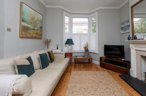 Foto 17 - Vibrant 1BD Home With Outdoor Patio - Hammersmith