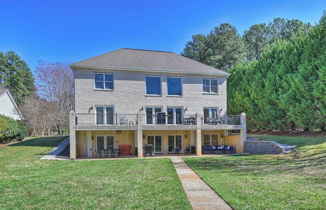 Knotty Pines by Avantstay Lake Views, Renovated - Photo 8