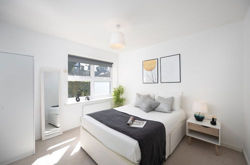 Foto 7 - Contemporary 2-Bedroom Apart near Balham