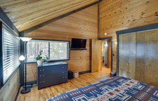 Foto 3 - Inviting Sunriver Cabin w/ Resort Amenities