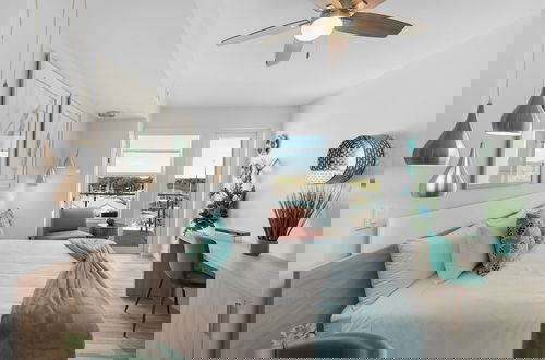 Foto 5 - Dolphins Vacation Rental