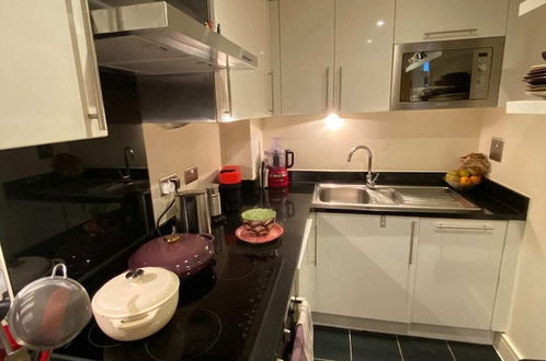 Photo 6 - Charming & Central 1BD Flat - Near Vauxhall