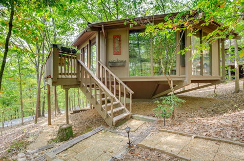 Foto 28 - Jasper Hideaway w/ Spacious Deck + Community Pool