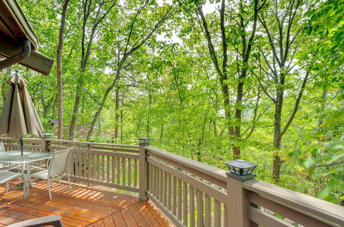 Photo 32 - Jasper Hideaway w/ Spacious Deck + Community Pool