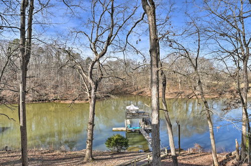 Foto 14 - Large Lavonia Home w/ Party Dock on Lake Hartwell