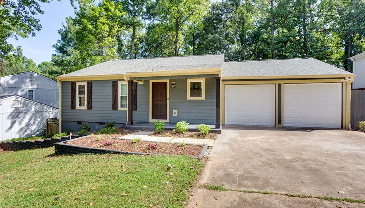 Photo 1 - Charming Alpharetta Home w/ Spacious Yard